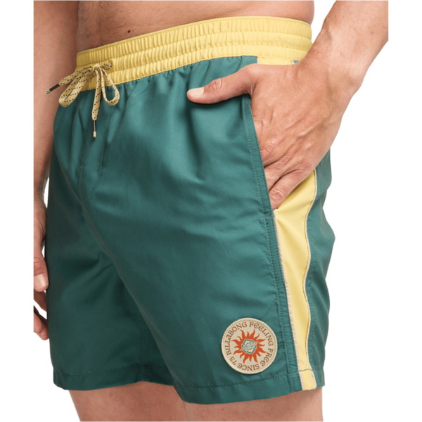 2026 Billabong Männer Dbah Panel Layback Badeshorts EBYJV00156 - Sea Green